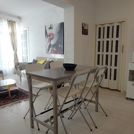 Cuatro Camino Apartment Madrid Esterno foto